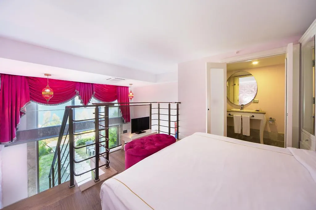 The Qasr Bodrum Halal Resort & Spa Gundogan